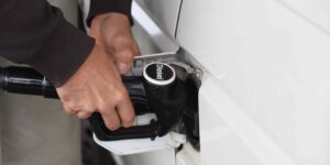 Abastecimento de geradores S10 e S500 com frota especializada CLT Geradores